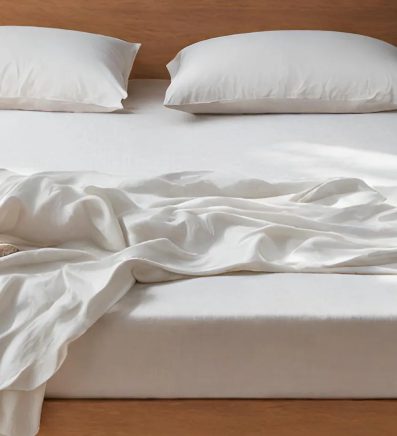 biela ľanová plachta na manželskú posteľ